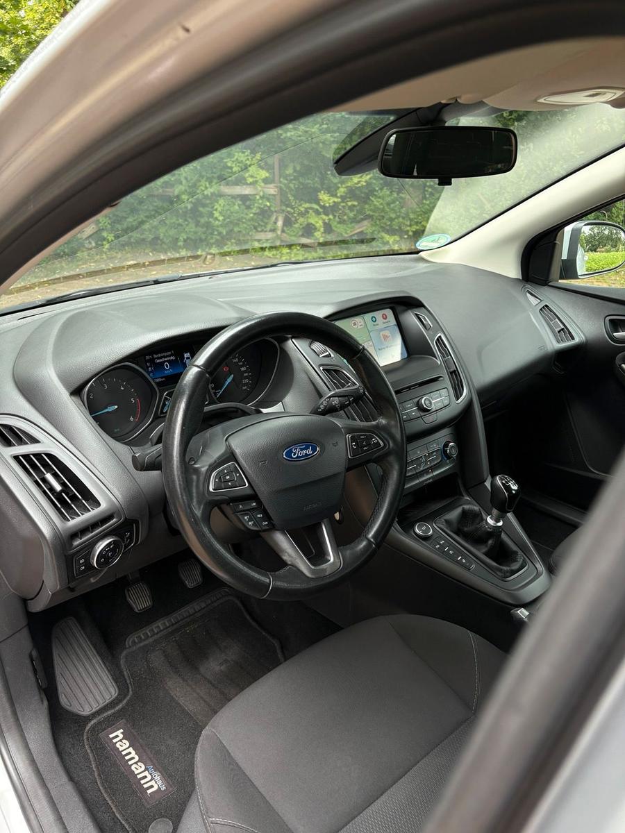 Ford Focus 2015 — photo 6