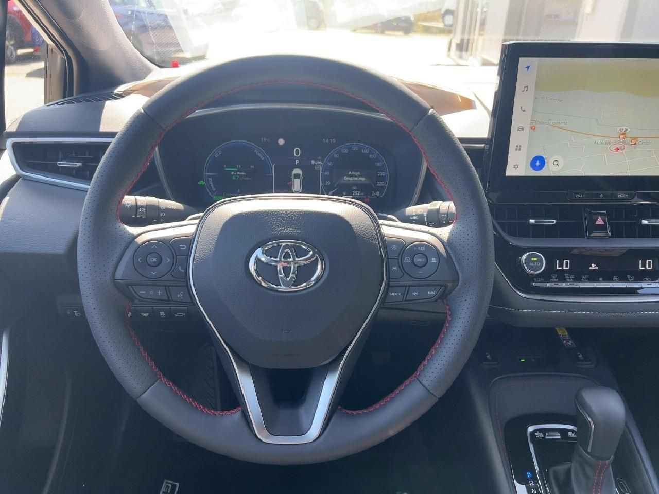 Fahrzeugabbildung Toyota Corolla TS 2.0 l  Hybrid GR Sport