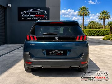 Peugeot 5008 - 4