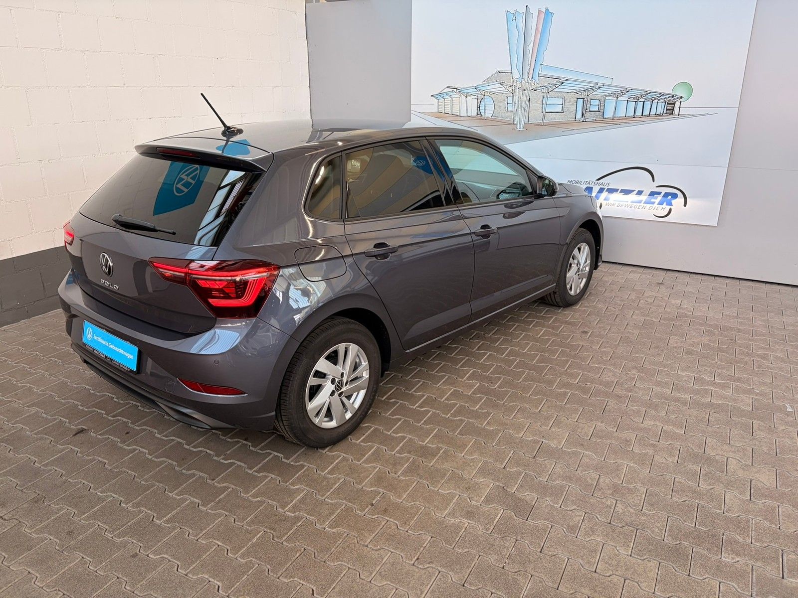 Fahrzeugabbildung Volkswagen Polo Style 1,0 TSI DSG + IQ.Drive + Navi + Klima