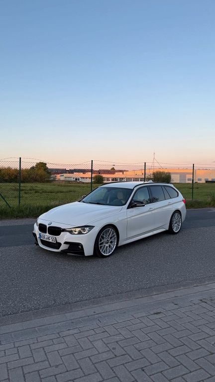 Image of BMW 325
