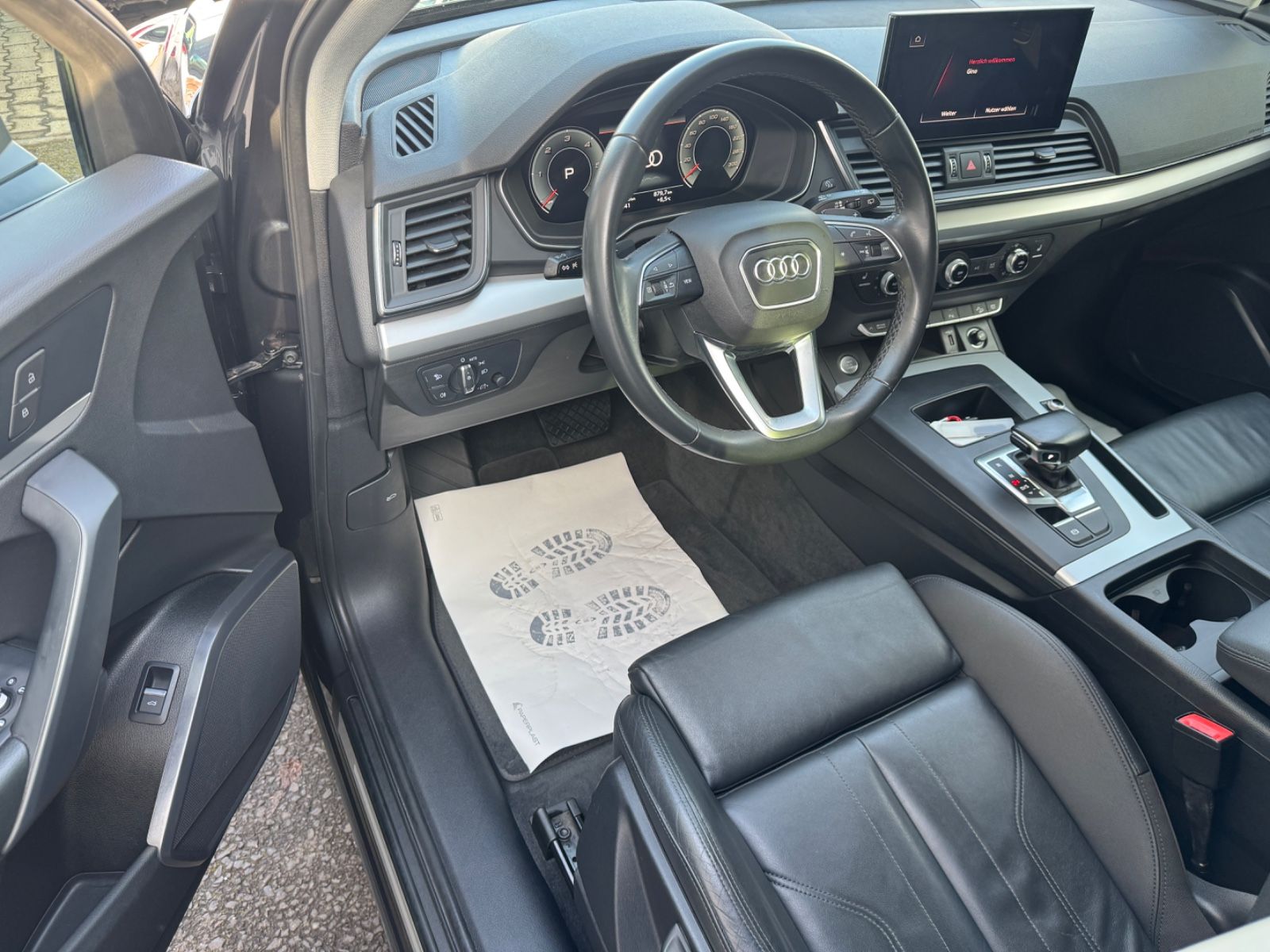 Fahrzeugabbildung Audi Q5 Sportback 35 TDI advanced Leder,Navi,Matrix-L