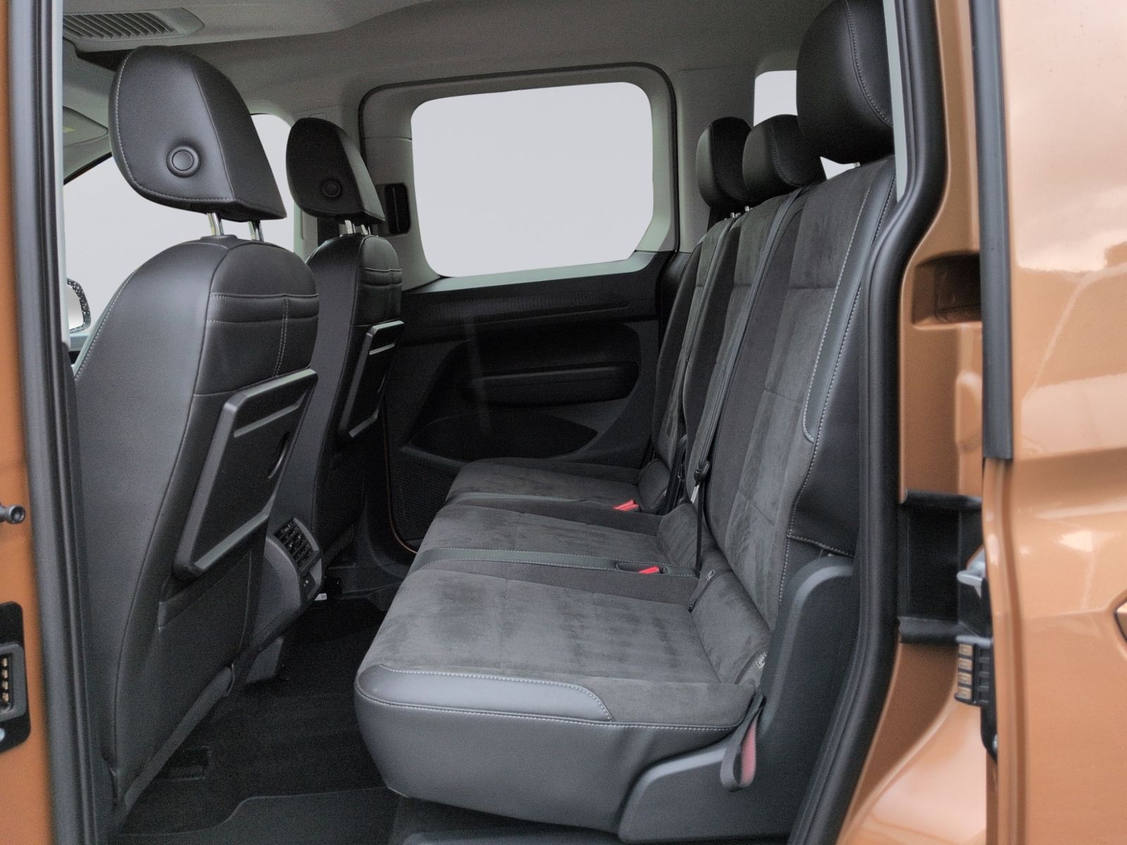 Caddy 2.0 TDI 4MOTION Style LED+Navi+ACC