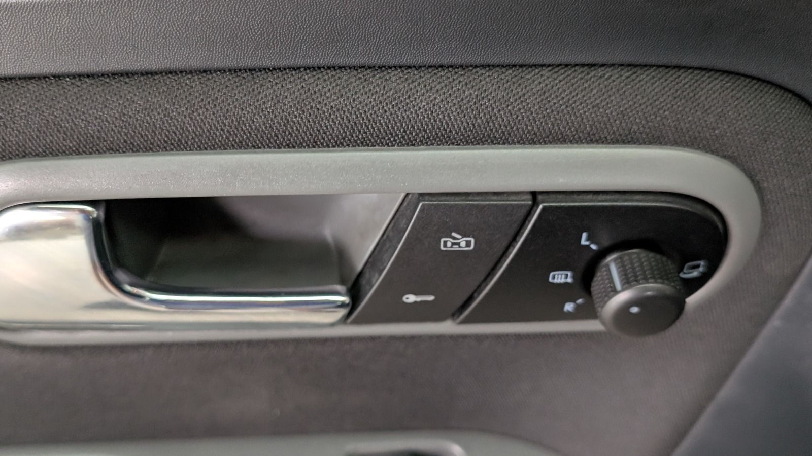 Fahrzeugabbildung SEAT Ibiza 1.4 16V * Klimaaut. * Tempomat * HU 04.27