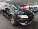 Volvo XC 70 XC70 Summum AWD D5 STHZG SHZ Xenon el.Sitz - Volvo XC70 mit Diesel-Antrieb: Standheizung, Kombi