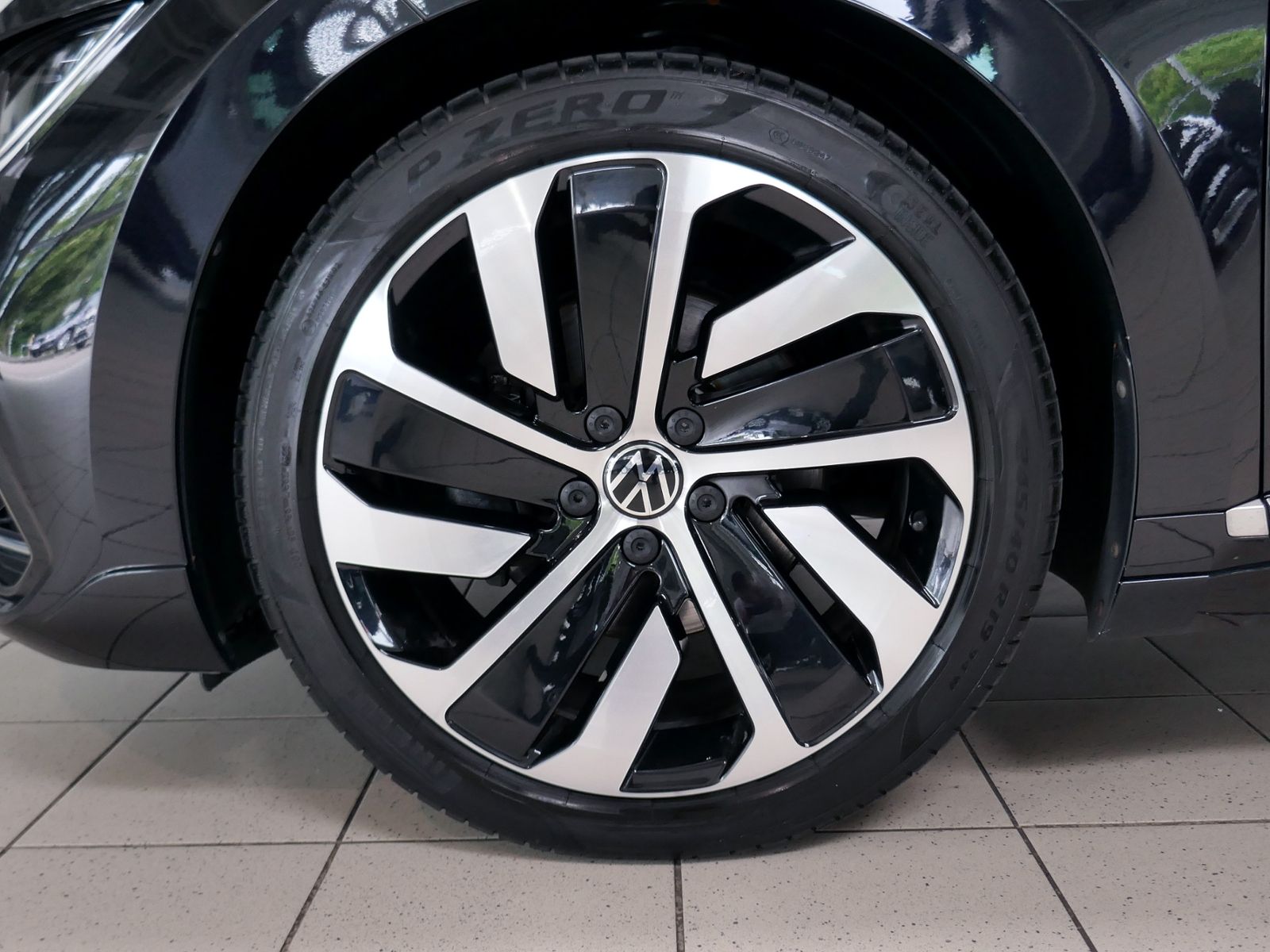 Fahrzeugabbildung Volkswagen Arteon SB R-Line 2.0 TDI DSG | LED RFK ACC