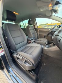 Volkswagen Golf - 9