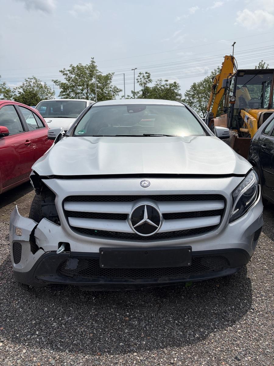 Mercedes-Benz GLA 250 4Matic