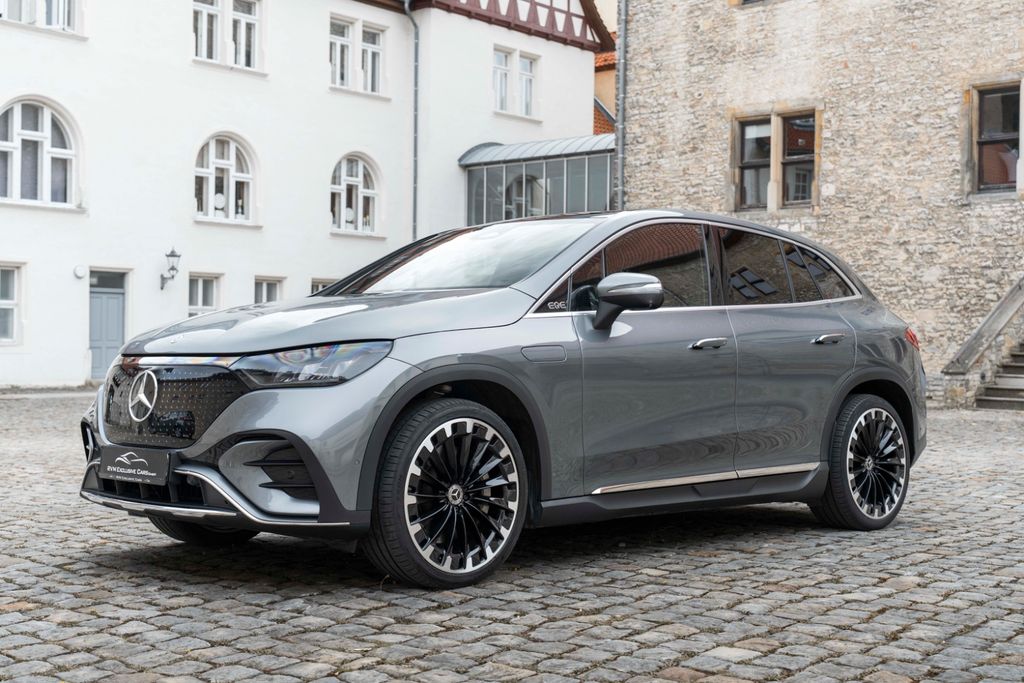 Mercedes-Benz EQE SUV