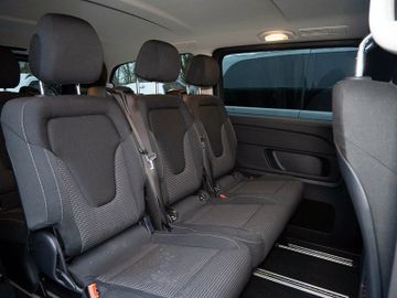 Mercedes V 250 - 6
