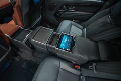 Range Rover P615 SV LWB 2026 BLACK/RED SUITE