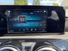 Fahrzeugabbildung Mercedes-Benz A 180d 7G-DCT LED NAVIGATION PDC TEMPOMAT