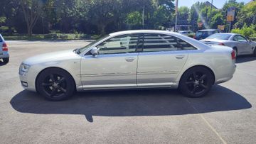 Audi A8 - 8