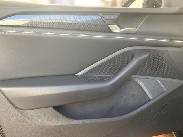 Passat Variant 1.5 eTSI DSG BUSINESS LED+ACC+AHK