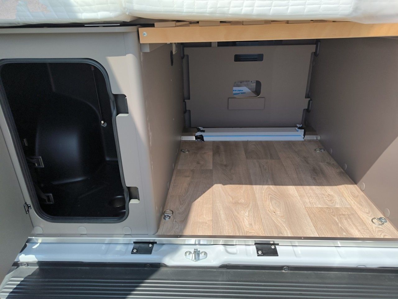 Fahrzeugabbildung LMC Innovan 540 Automatik Markise