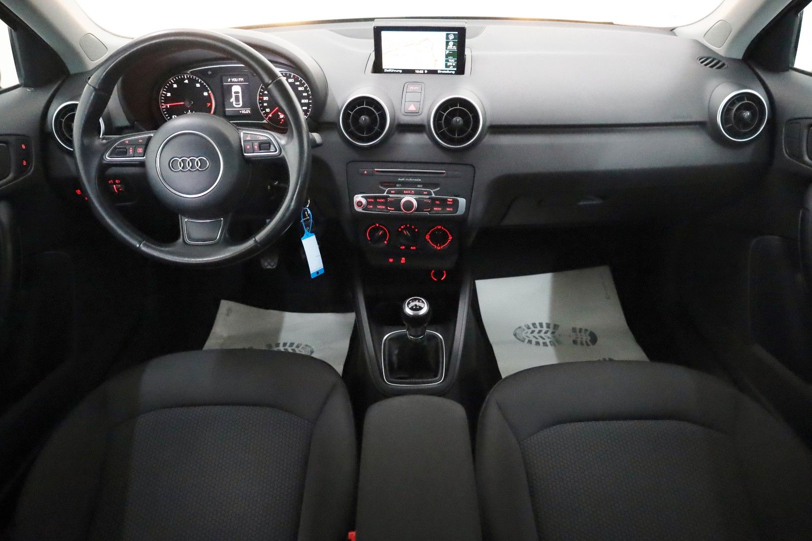 Fahrzeugabbildung Audi A1 Sportback sport Navi,Allwetterreifen