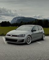Volkswagen VW Golf 7 GTI Performance - Volkswagen Golf: Performance 7 GTI