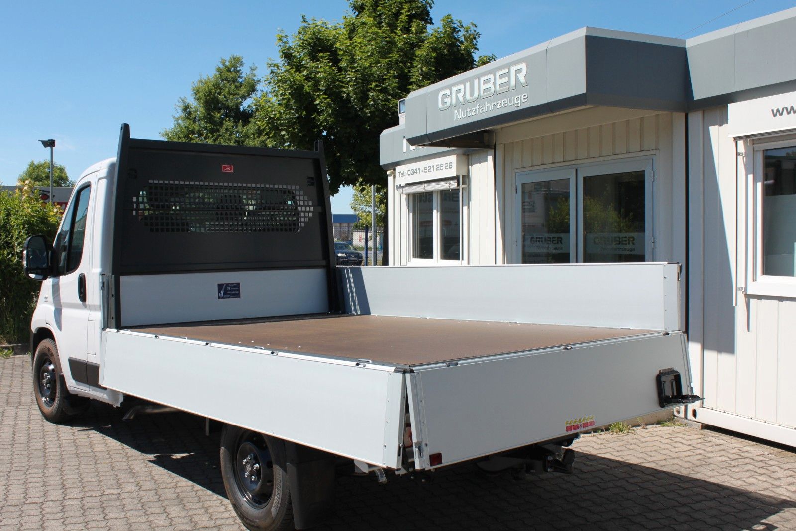 Fahrzeugabbildung Fiat Ducato Pritsche35 L2 140 AHK/Klima