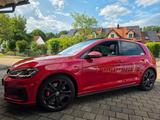 Volkswagen Golf 2.0 TSI DSG GTI Performance FL - : Rot, Leder