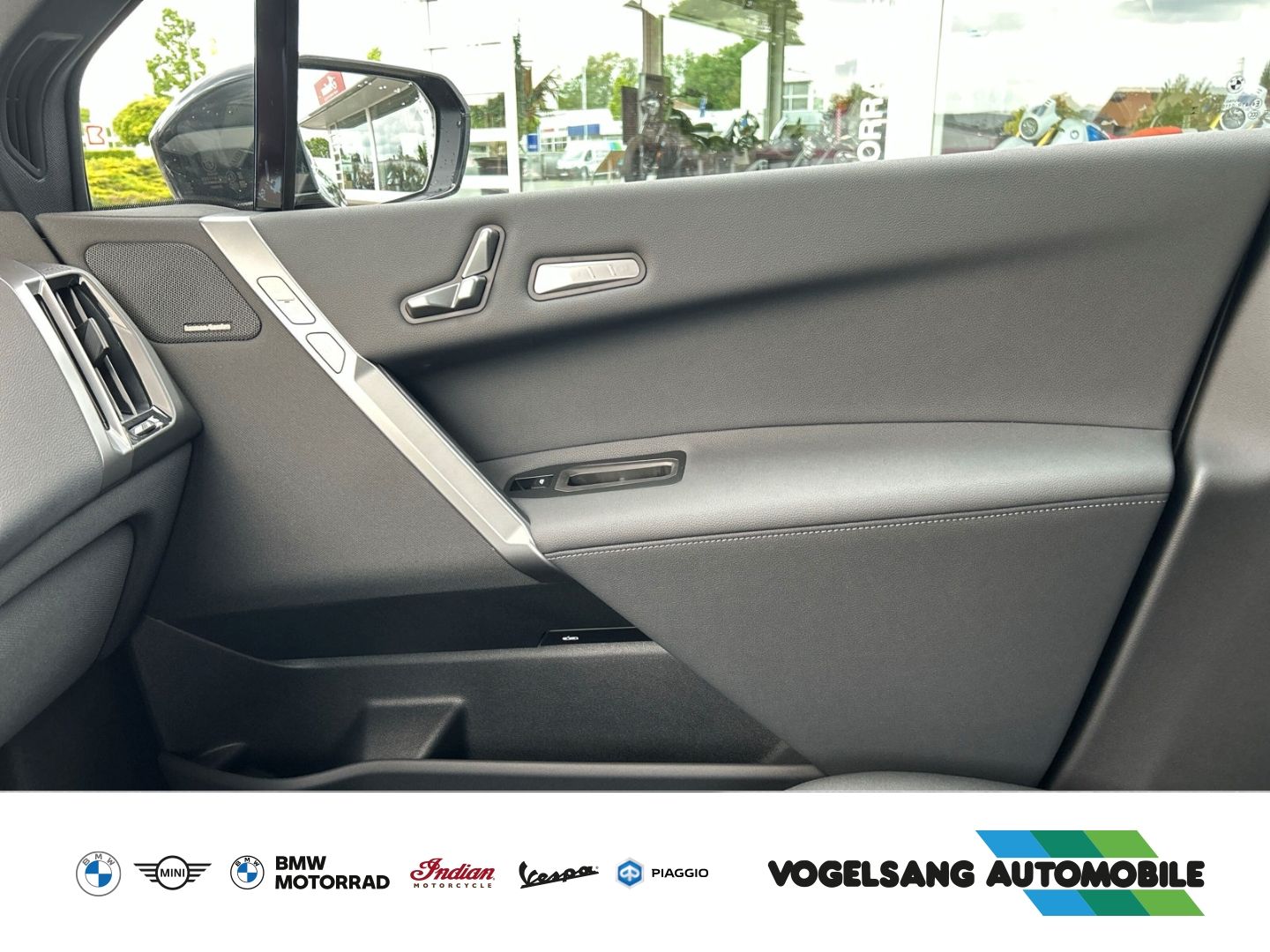 Fahrzeugabbildung BMW iX xDrive45 0,25% Versteuerung AHK Soft-Close In