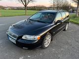 Volvo V70 II 2.4 D5 136kW Automatik Leder Summum - Volvo V70 mit Diesel-Antrieb: 2.4