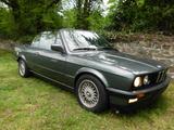 BMW 320 i - BMW 320 Cabrio 1988 320i mit Benzin-Antrieb