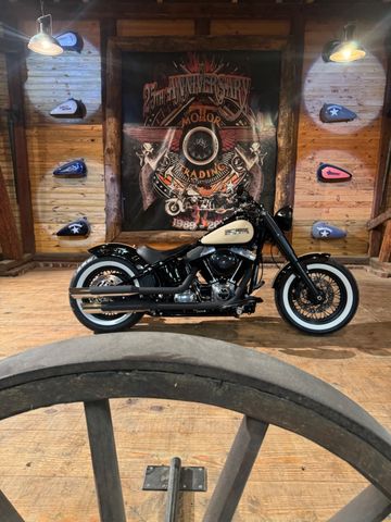 Harley-Davidson FLS  Softail Slim 103er