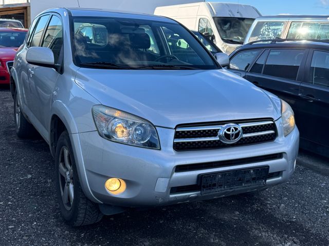 Toyota RAV 4 RAV4 Sol 2.2D /KLIMAAUTO/4X4/6-GANG/