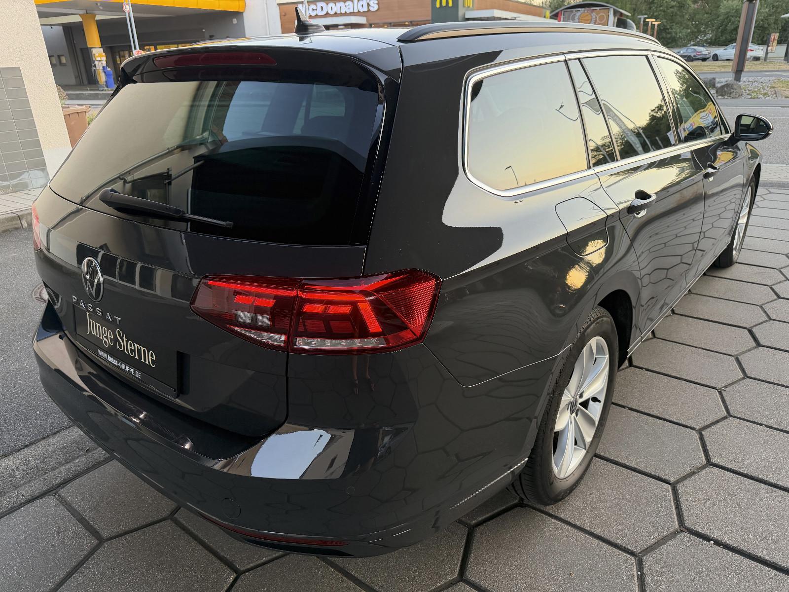 Volkswagen Passat LED Navi Massage AHK Kamera Alu, миниатюра 8