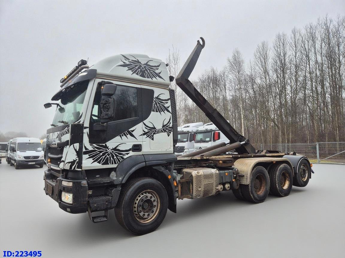 Iveco Stralis AT350 8x4 -Full steel - Steering axle