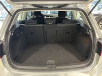 Volkswagen Golf 1.6TDI DSG/PDC/SHZ/Allwetter/Scheckheft. bei Bilicar