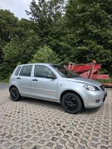 Mazda 2 TÜV / Au Neu - Mazda aus 2005: Mazda2