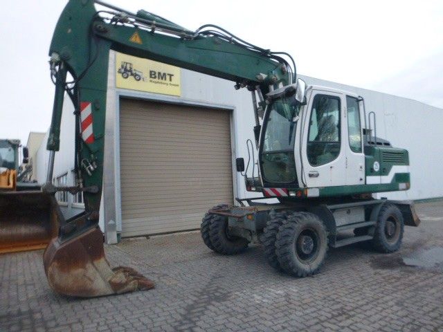 Liebherr A 900 C Litr.