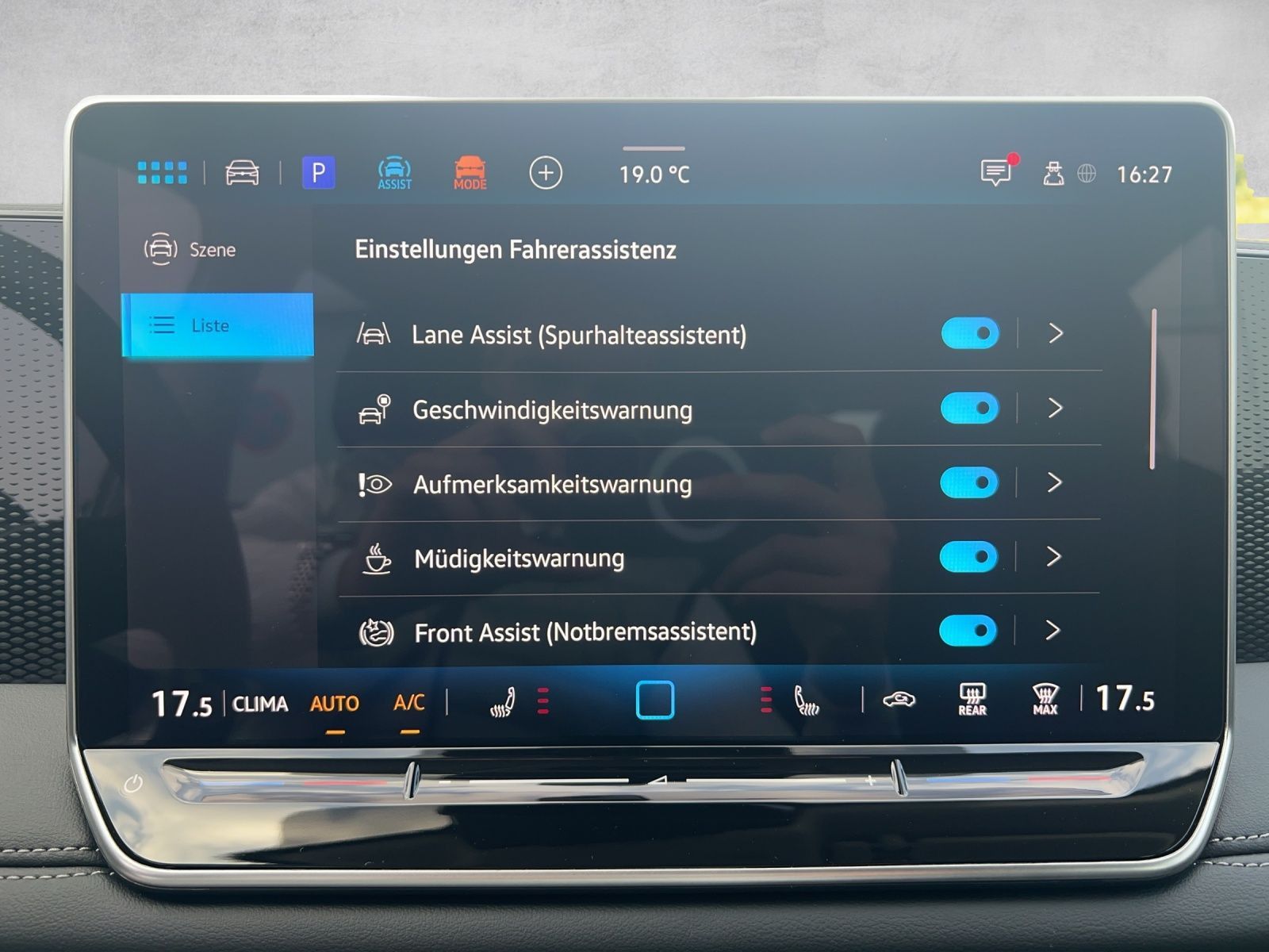 Tiguan Life 1.5 eTSI DSG AHK*Navi*ACC*Standhzg.
