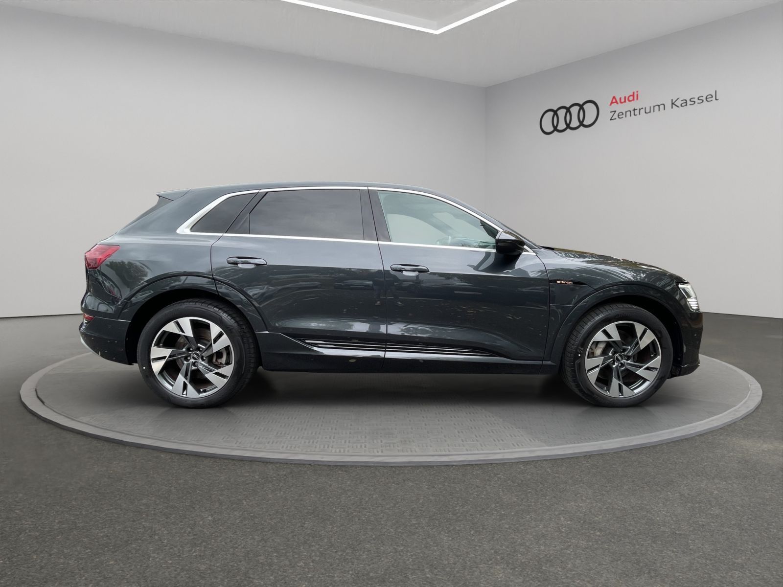 Audi e-tron - Bild 8