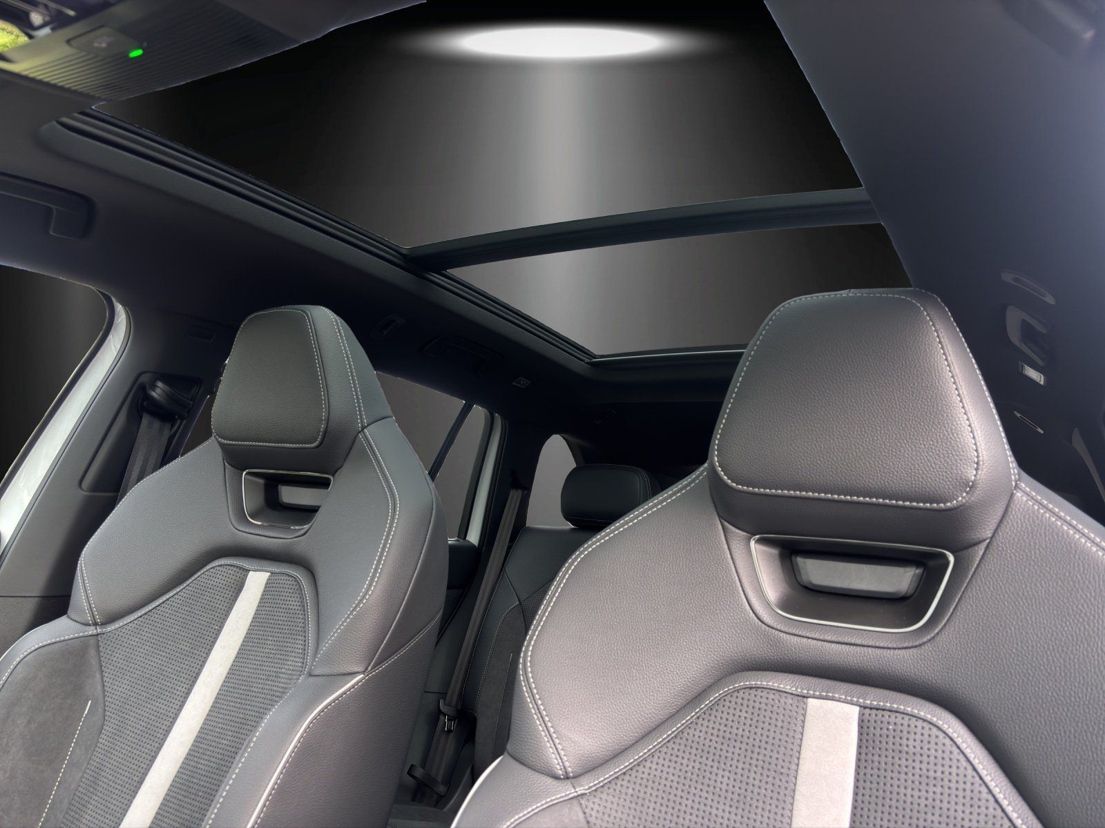 Fahrzeugabbildung SKODA Kodiaq Sportline 2,0 TDI 142 kW DSG 4x4 PANO/AHK