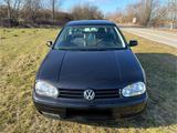 Volkswagen Vw Golf 4  2.0 - Volkswagen Golf aus 2001: 2.0