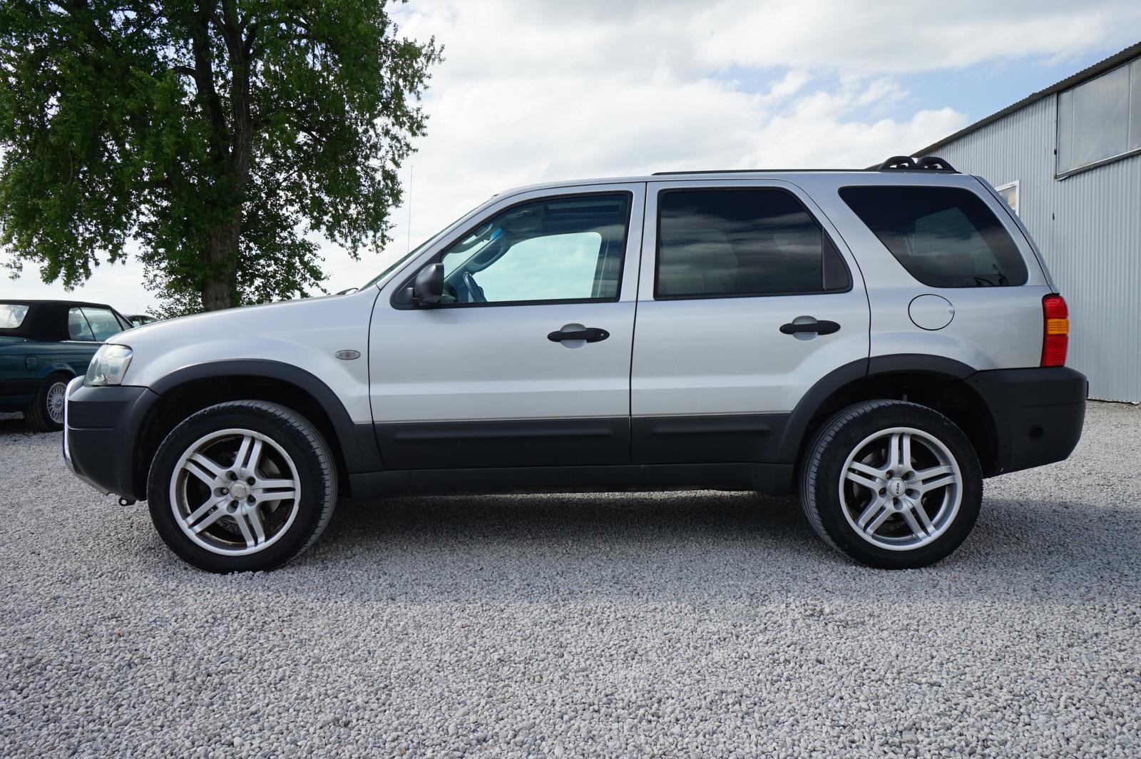 Ford Maverick 2005 — photo 11