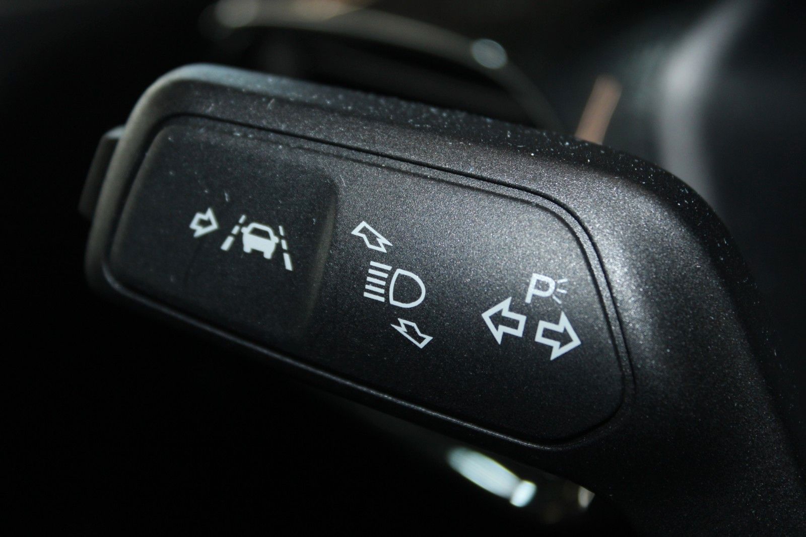 Fahrzeugabbildung Ford Fiesta MHEV ST-Line 5-trg LED WinterPaket 1.Hand