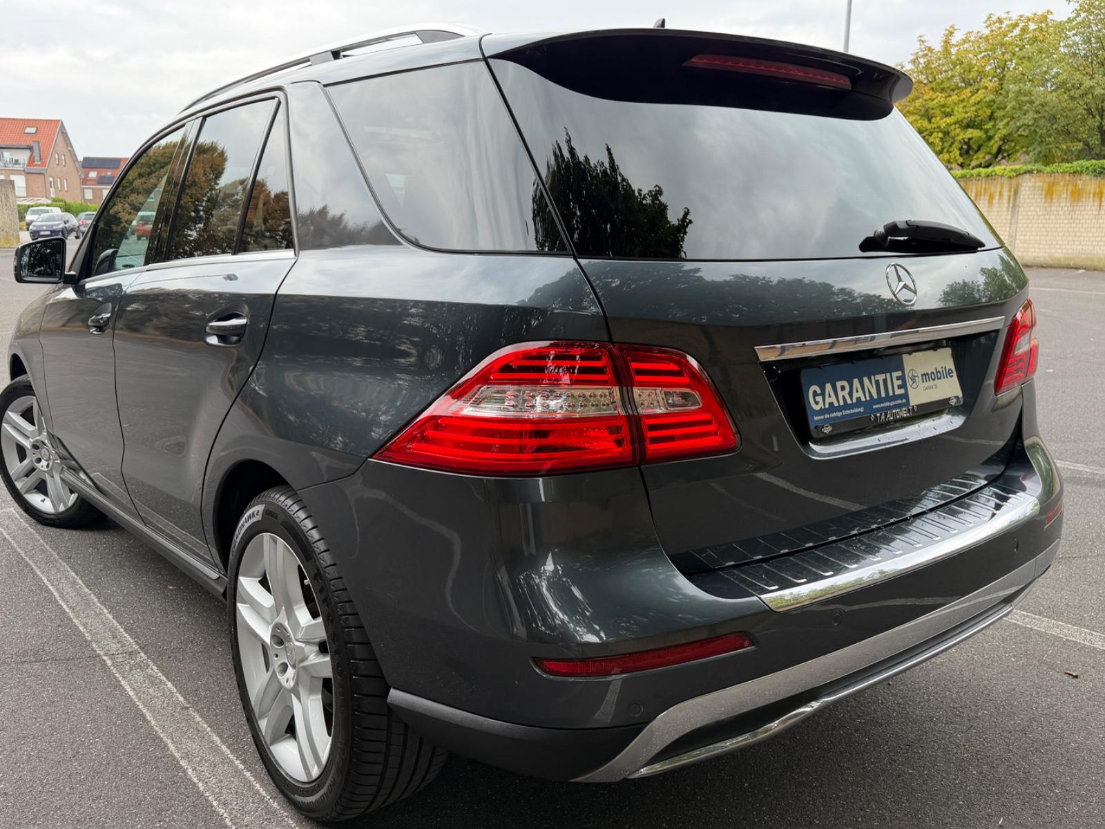 Mercedes-Benz ML 350 CDI BlueTec 4Matic*Panorama*20Zoll*Top*