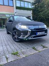 Mitsubishi Plug-in Hybrid Outlander 2.4 MIVEC PLUG-IN H... - Mitsubishi Plug-in Hybrid Outlander von privat