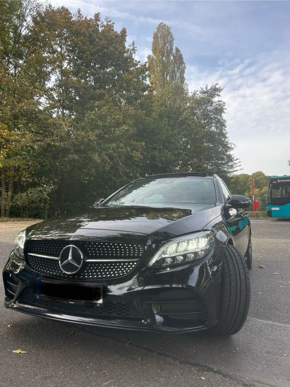Image of Mercedes-Benz E 220