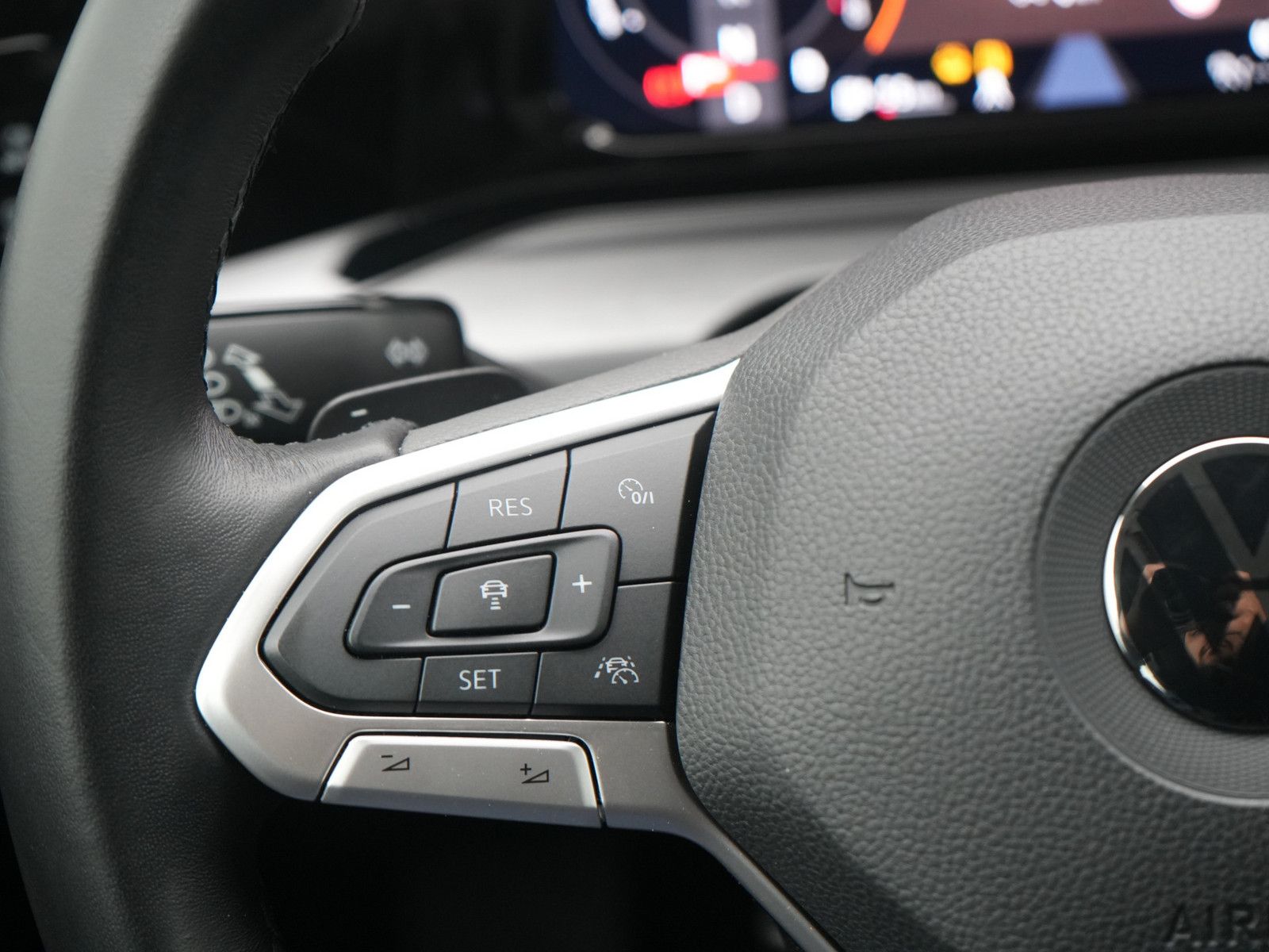 Volkswagen Golf - Bild 12