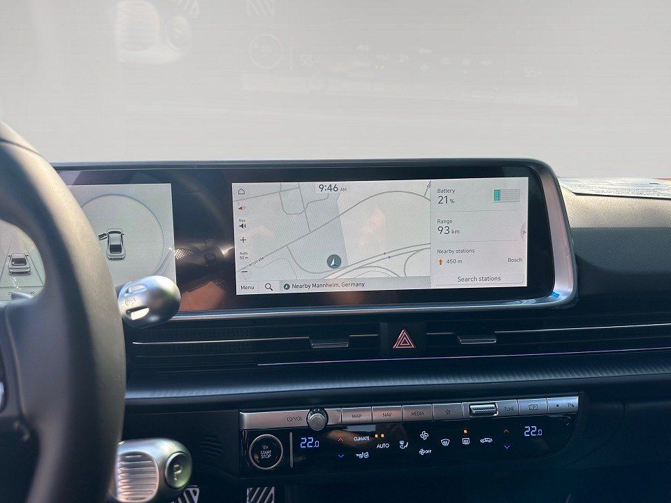 Fahrzeugabbildung Hyundai IONIQ 6 77,4kWh AWD UNIQ digitale Außenspiegel 2