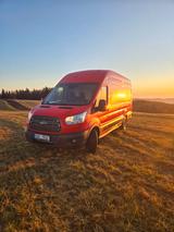 Ford Transit - rote Ford Transit