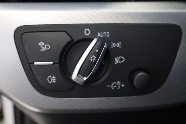 Audi A4 Avant design Automatik LED Pano Navi Tempomat