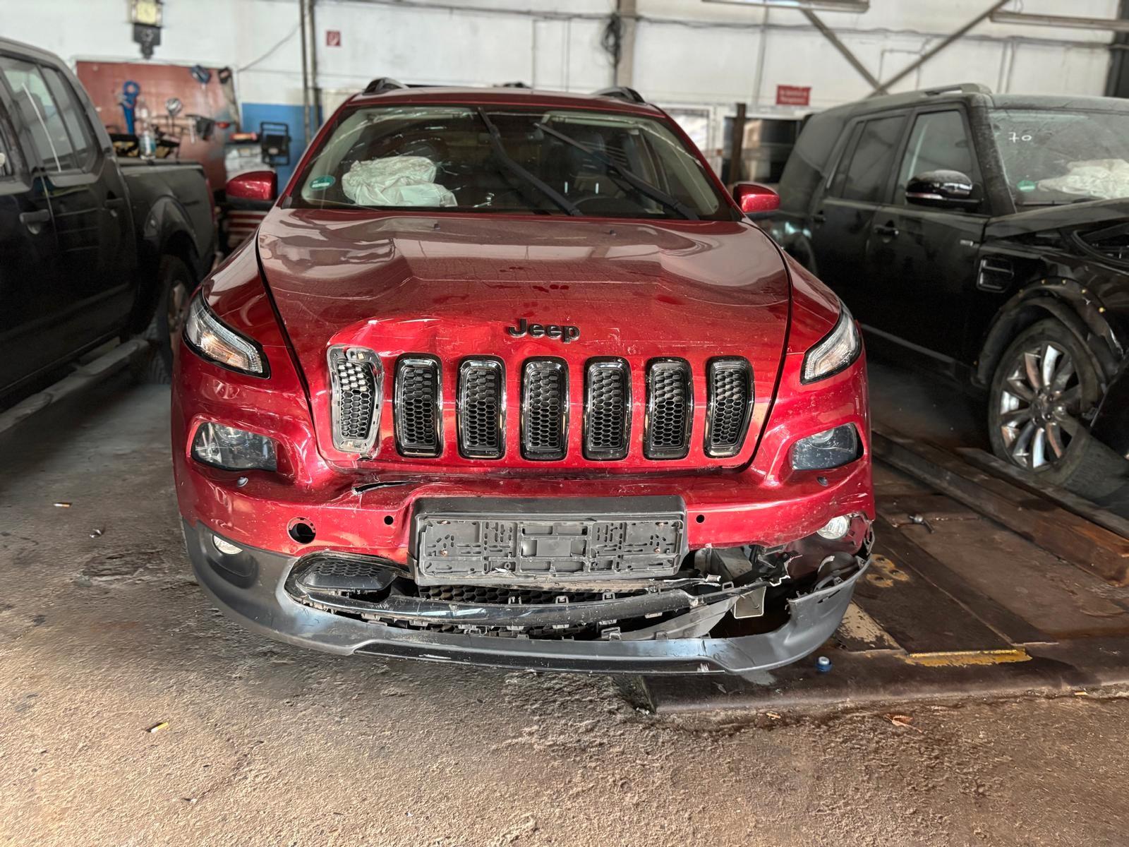 Jeep Cherokee Limited 4WD Unfallschaden