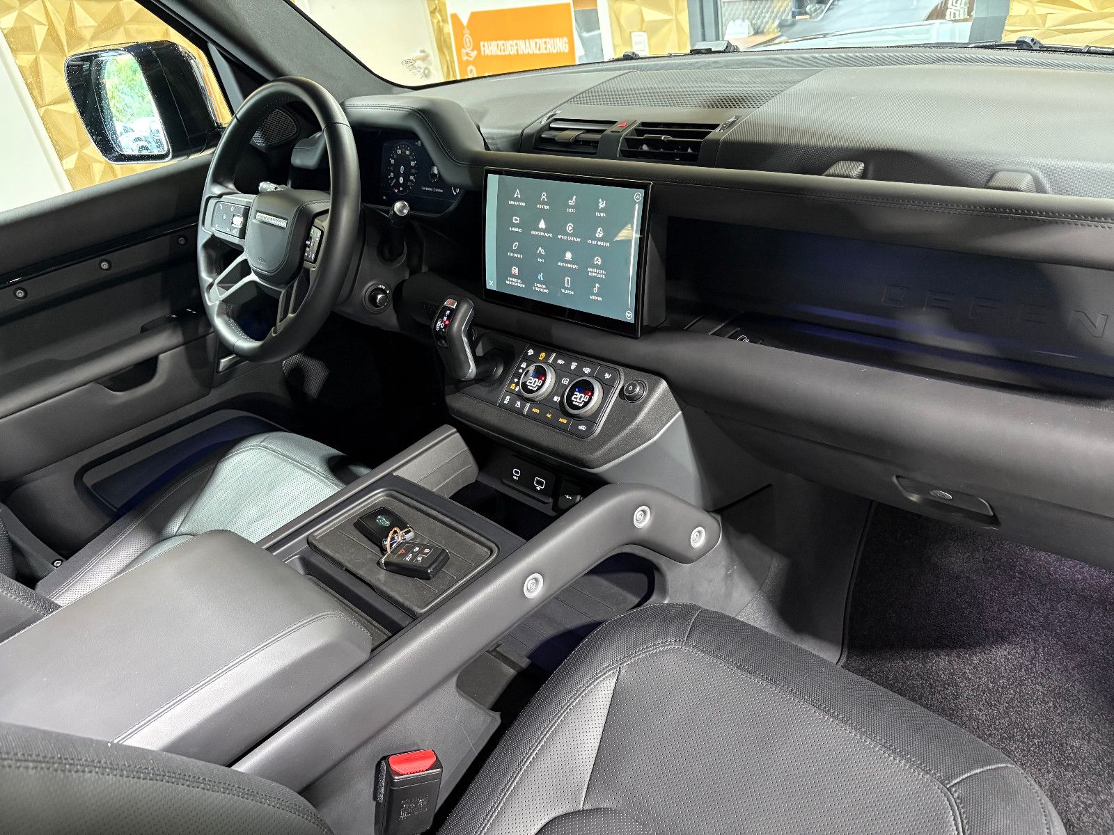 Fahrzeugabbildung Land Rover Defender 110 X-Dynamic HSE/PANO/360°/AHK/APPLE/