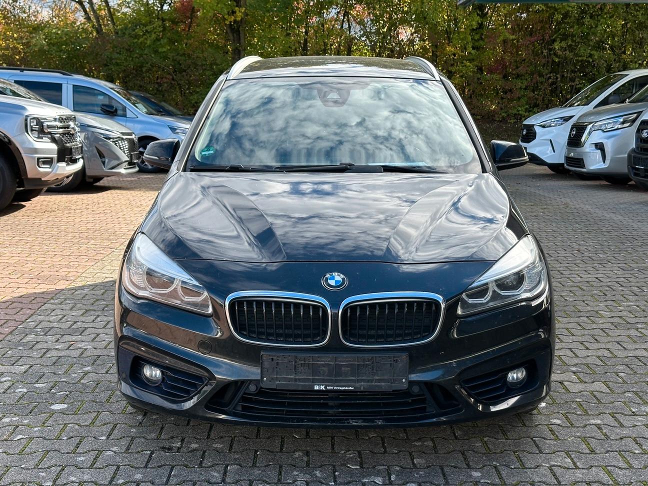 BMW 220d Gran Tourer Sport Line *Händlerfahrzeug*