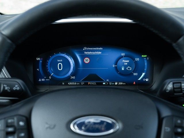 Kuga Titanium Plug-In Hybrid HUD AHK Panorama